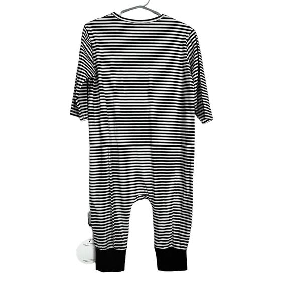 Moon + Beck Bamboo Viscose Striped Romper 4T Black White Pocket Snap Closure NWT - Picture 3 of 9